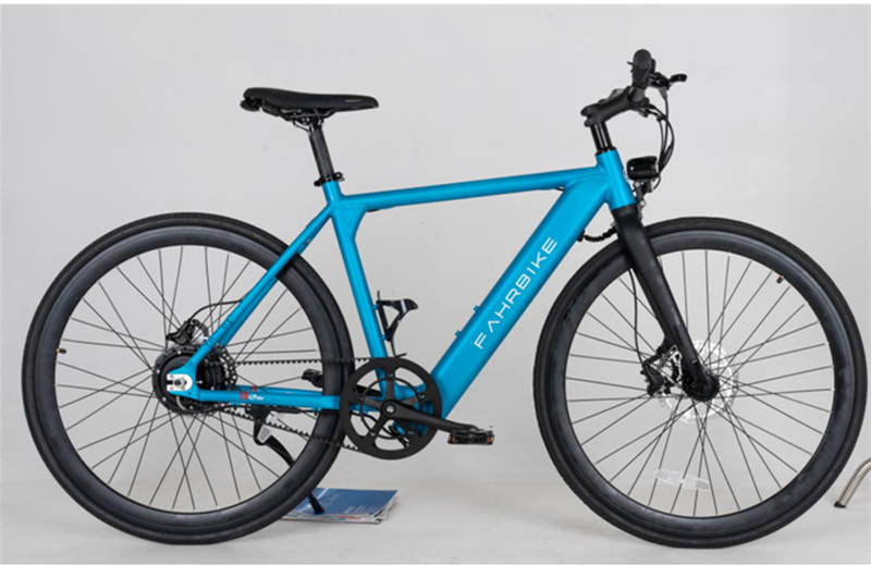 Vélo électrique Lee7000 700C pour trajets domicile-travail, vélo de route électrique à une vitesse avec transmission par courroie
   